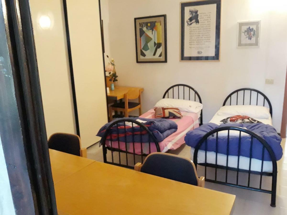 Bed In Siena Hotel Tognazza Eksteriør billede